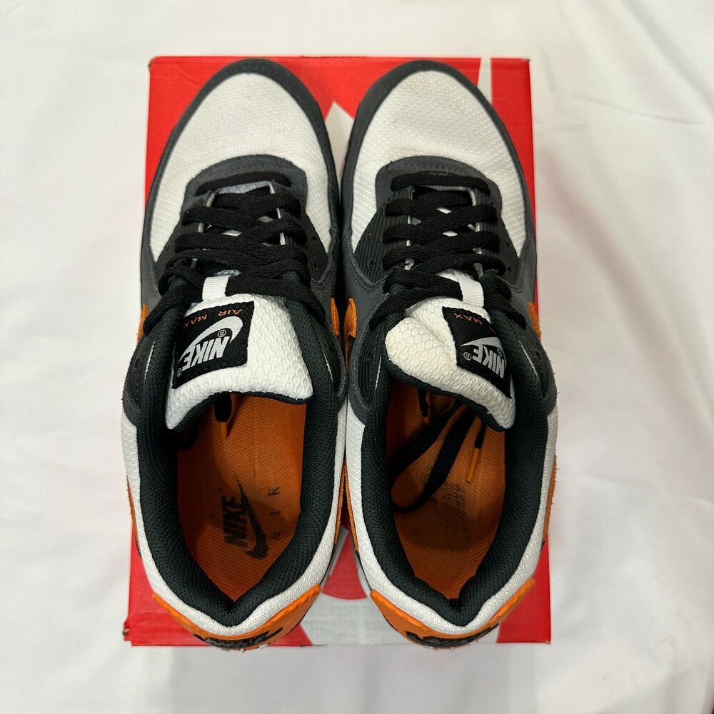 Nike Air Max 90, White-StarFish-Black, M11